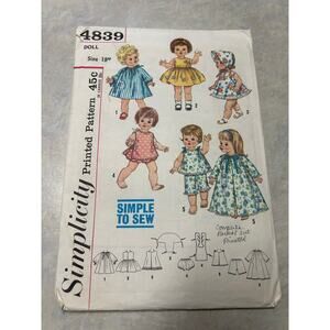 Vintage 1960's Simplicity Pattern # 4839 Doll Wardrobe 18"